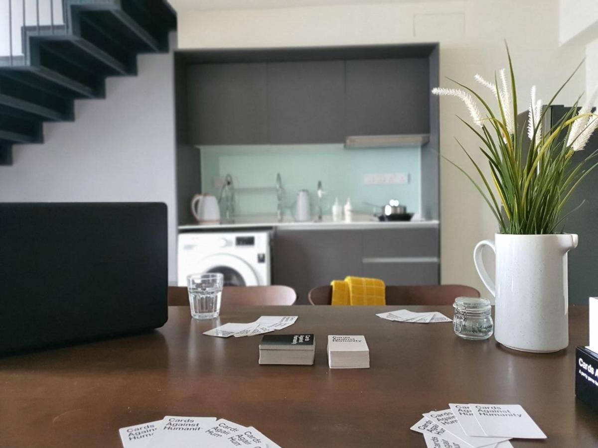 The Perfect Getaway @ Tamarind Suites, Netflix 300Mbps Кіберджая Екстер'єр фото