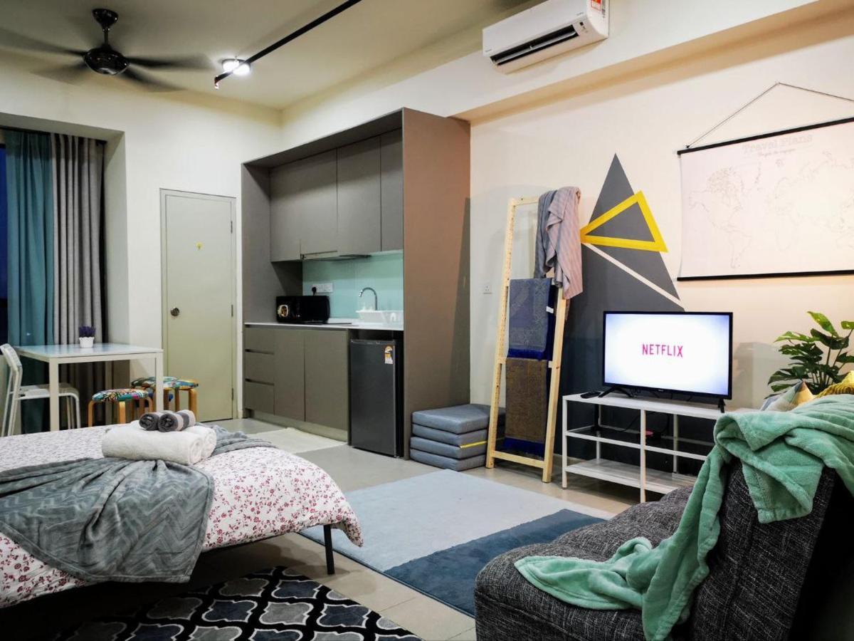 The Perfect Getaway @ Tamarind Suites, Netflix 300Mbps Кіберджая Екстер'єр фото